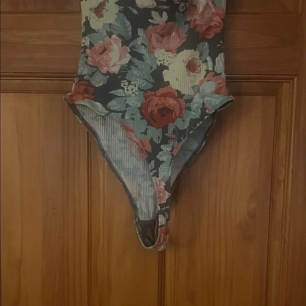 Urban Outfitters Floral Ribbed Bodysuit — Pink, Red & Green Floral - Picture 2 of 2